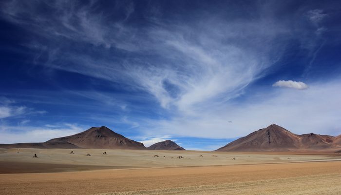 VILLAMAR - LAGUNA VERDE - SUELO DE MAÑANA - LAGUNA COLORADA