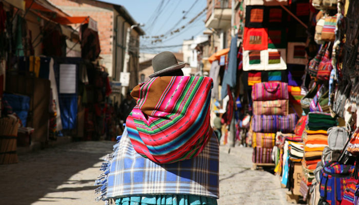 LA PAZ - ARTISAN TOUR - FAIRY CHIMNEYS - COLORFUL MARKETS 