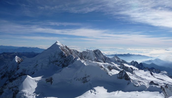 ANCOHUMA ASCENT - LAGUNA GLACIAR (5045 meters/16,550 feet asl)