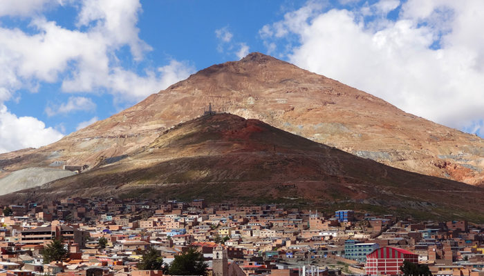 POTOSI – MINES OF CERRO RICO - UYUNI (3.660 meters / 12000 feet asl.)