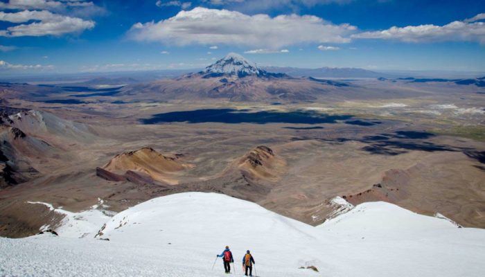 POMERAPE CROSSING ASCENT (ALT. 6222 M ALT.) - HOT SPRINGS - SAJAMA ( 4250 M.A.S.L./13940 FEET) – LA PAZ (3600 M.A.S.L./11811FEET)