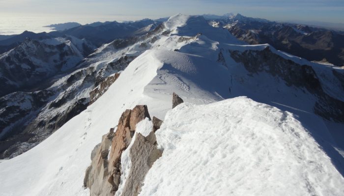 ASCENSION OF CHEAROCO (6127 M.A.S.L./20101 FEET) - BASE CAMP (4750 M.A.S.L./15583 FEET)