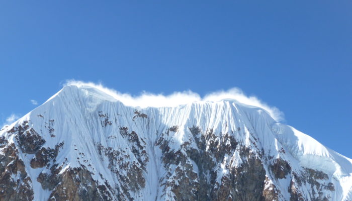 ILLAMPU/SCHULZ BASE CAMP  ( 4620 M.A.SL./15160 FEET) - LACATIYA ( 3960 M.A.S.L./12992 FEET) - LA PAZ (3600 M.A.S.L./11811 FEET)